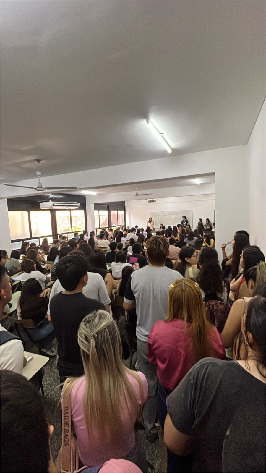 Charla y evento de Libertad y Cambio